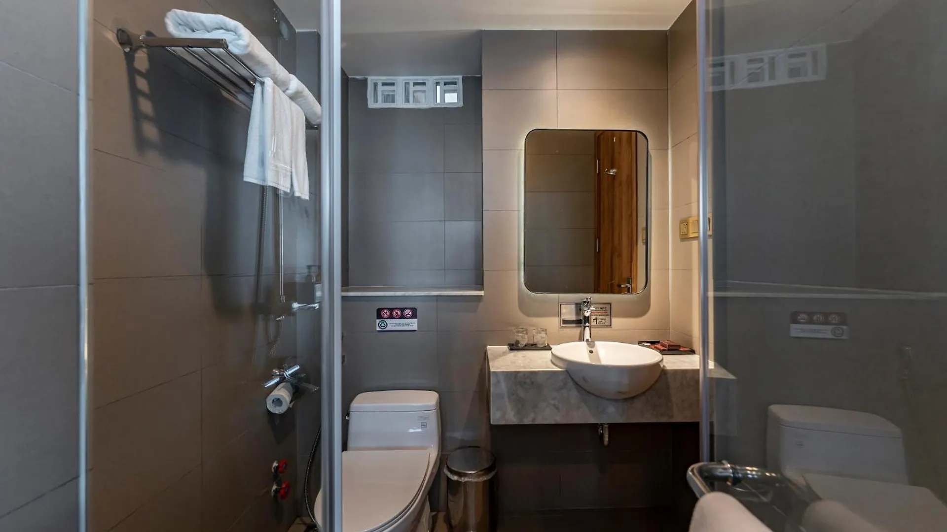 Thanh Long Hotel - Tra Khuc Thành Pho Ho Chí Minh