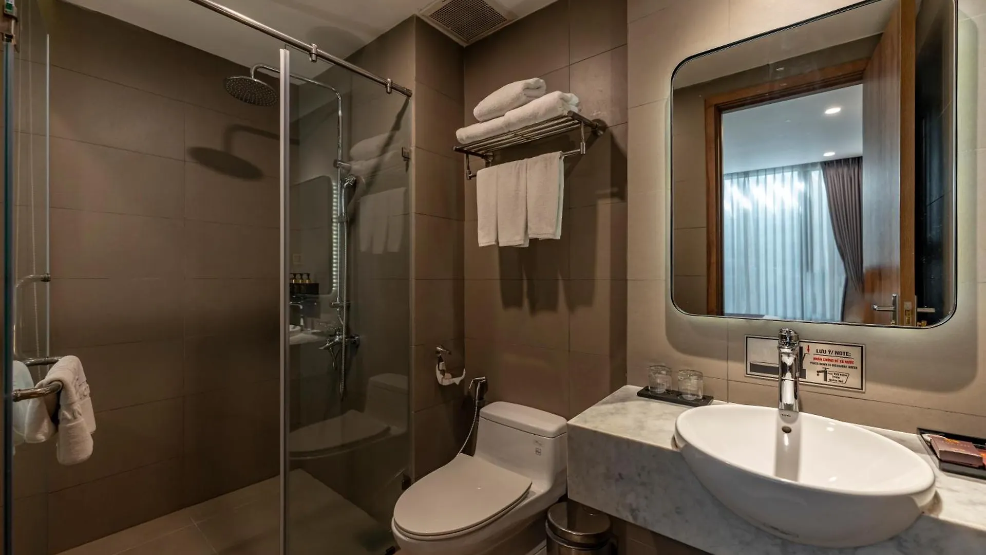 Thanh Long Hotel - Tra Khuc Thành Pho Ho Chí Minh