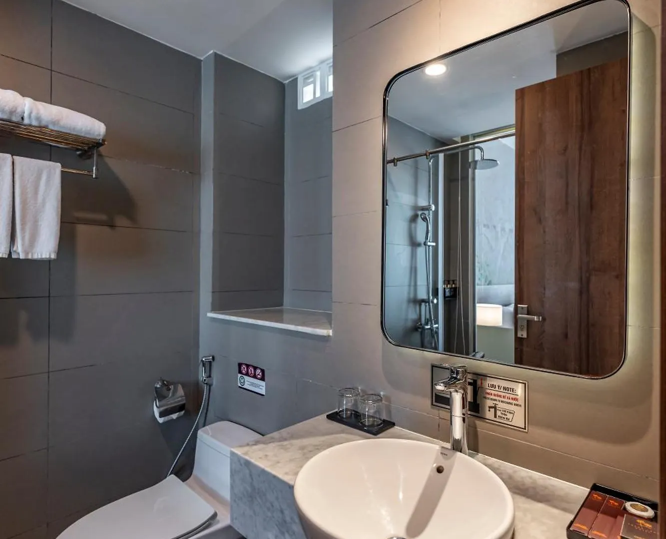 Thanh Long Hotel - Tra Khuc Thành Pho Ho Chí Minh